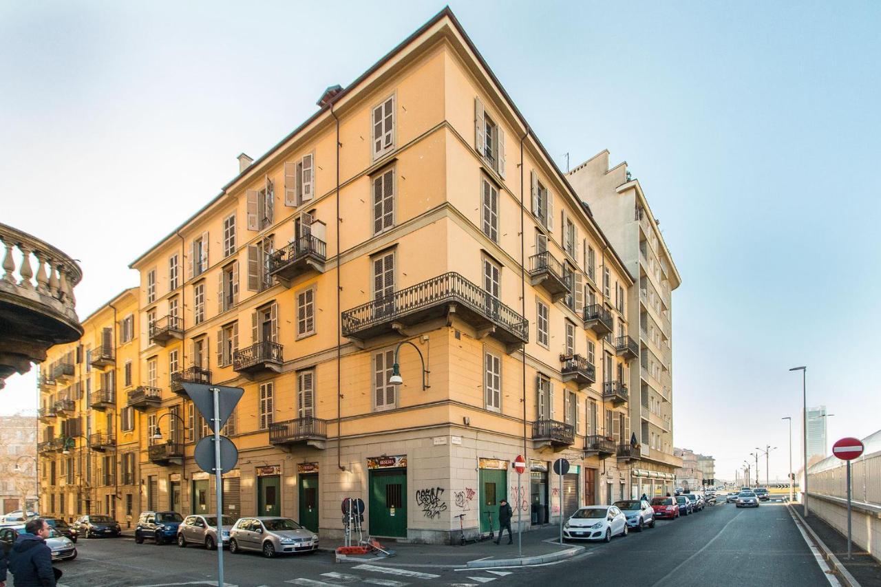 Апартаменти Colorful Statuto Square Design Apart Турин Екстер'єр фото